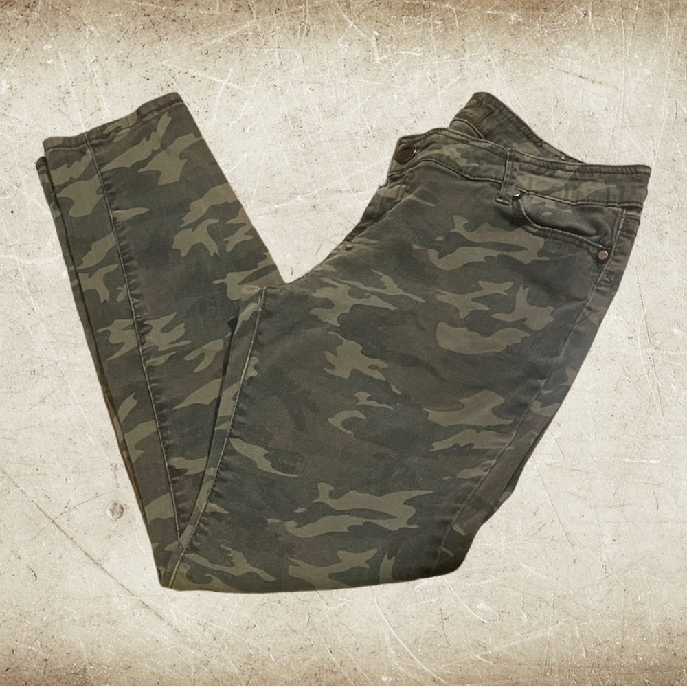 Rue21 Women’s Army Camo Print Skinny Jeans Size 11/12R